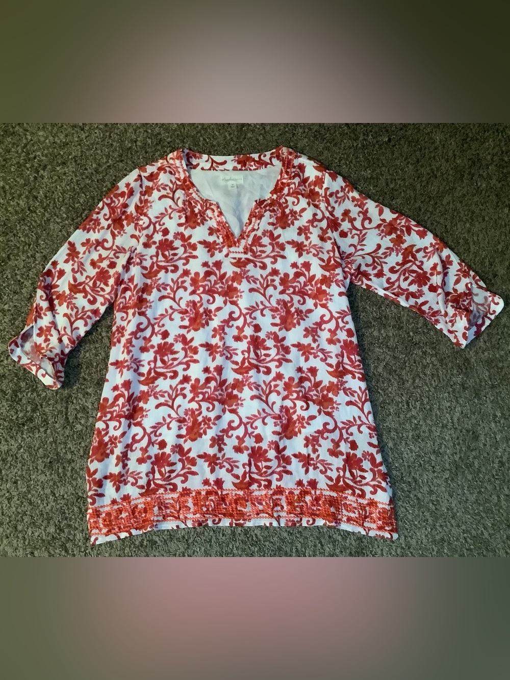 Magnolia Grace floral tunic, colors: white & red, size: M